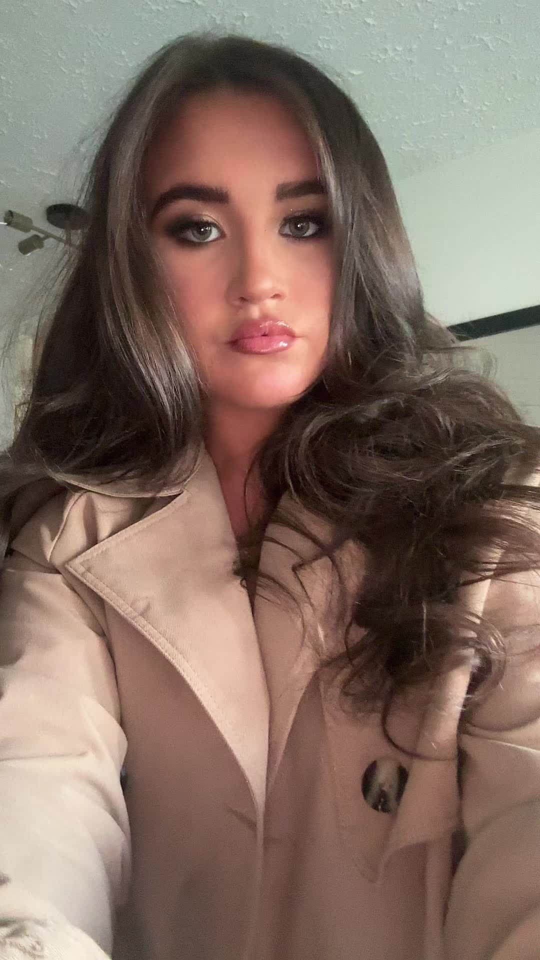 @𝒮𝓀𝓎𝑒𝐿𝑜𝓊𝒾𝓈𝑒 ☁️