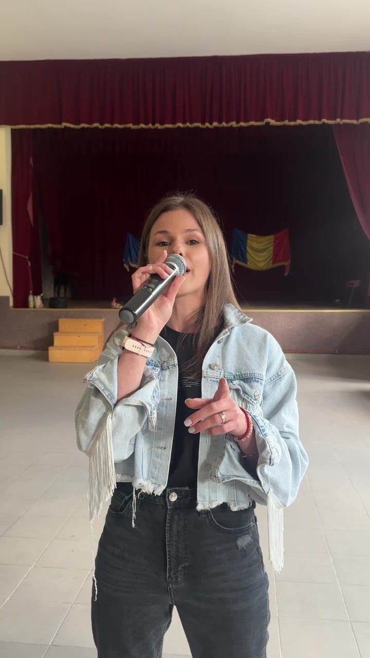 @Voichița Boboia 🍭