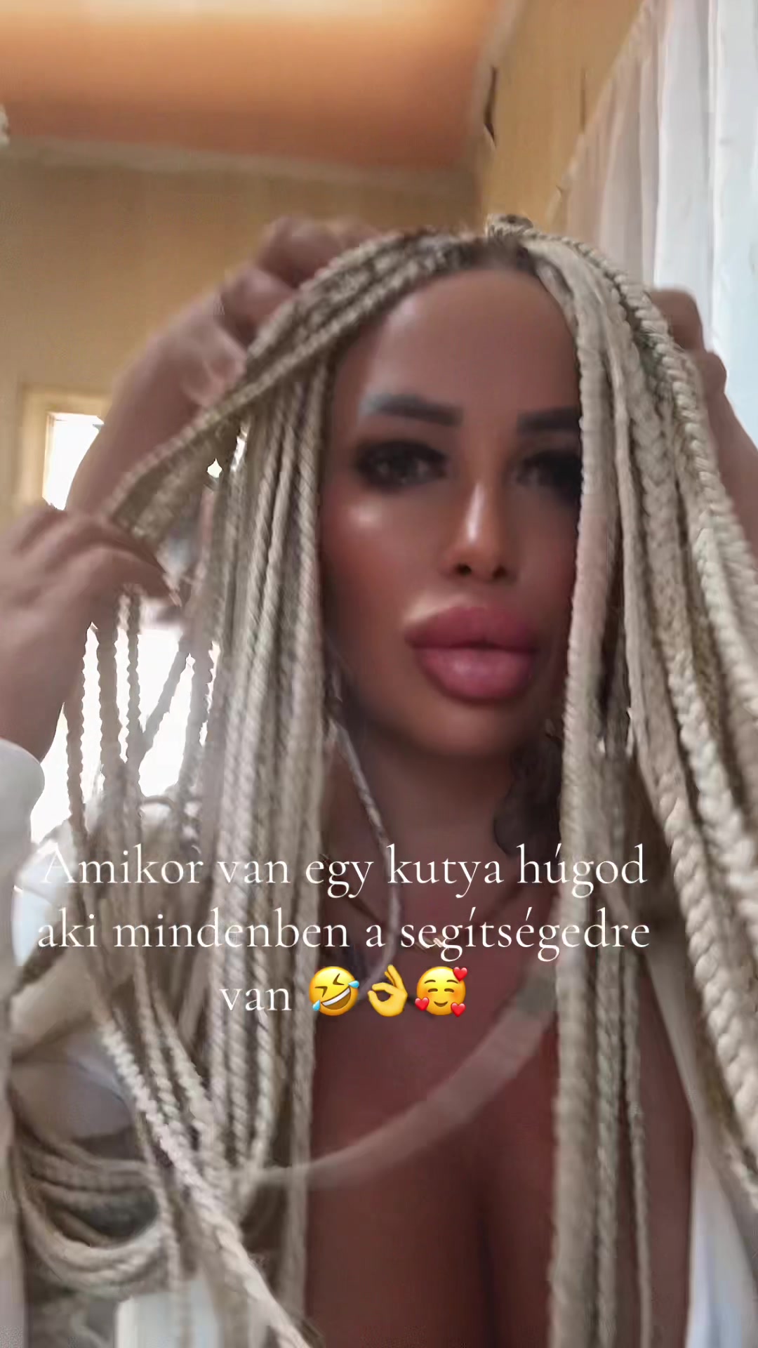 @Diána