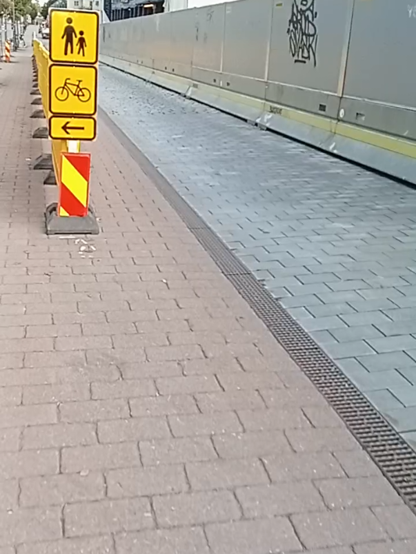 @LEMPEÄ JÄTTI