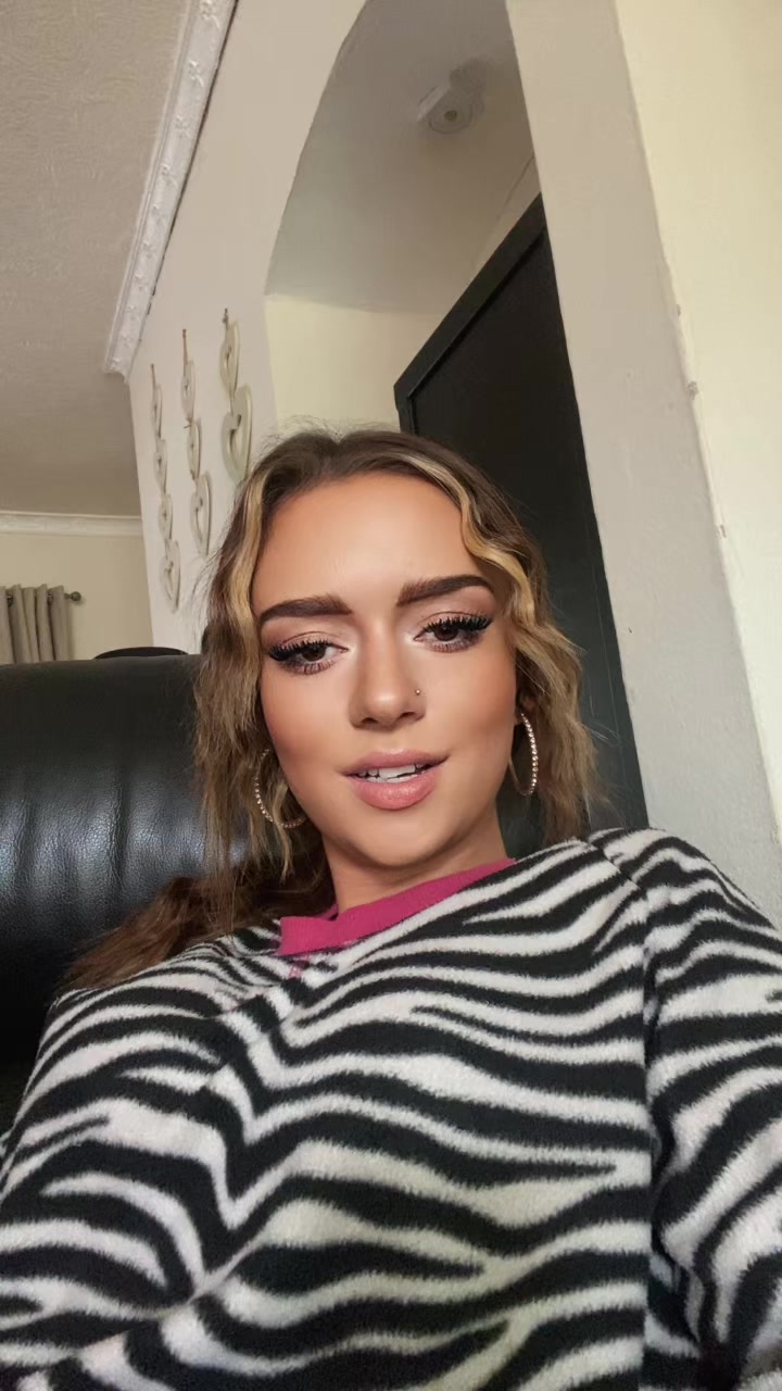 @💋CHLO💋