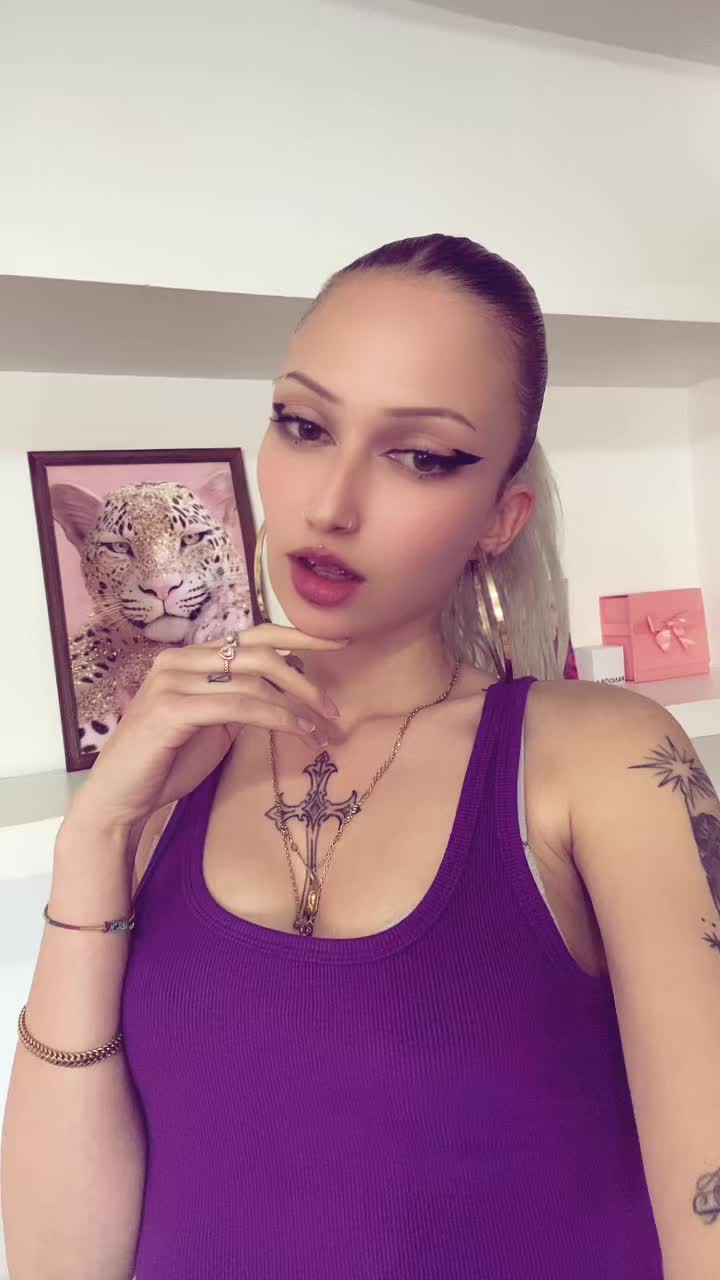 @Saray🍒💋
