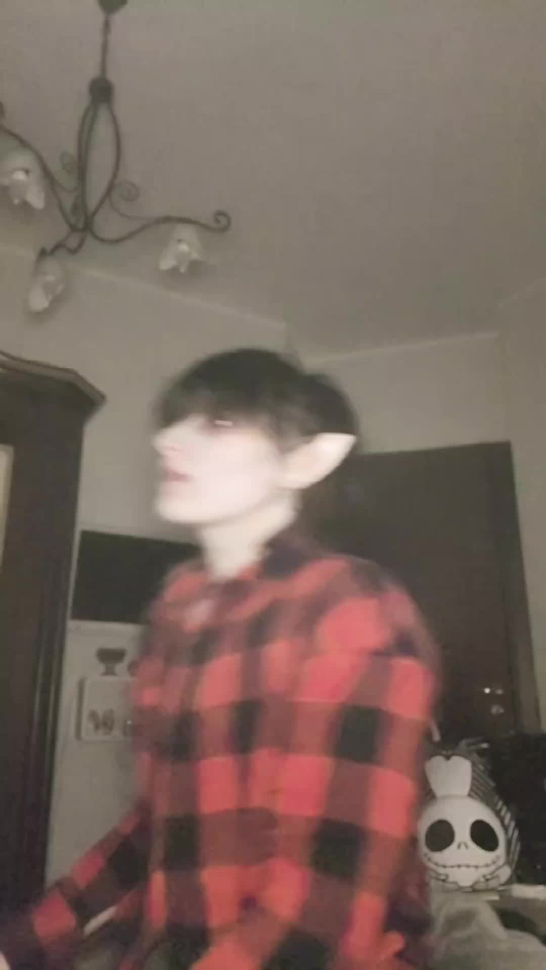 @Alex._