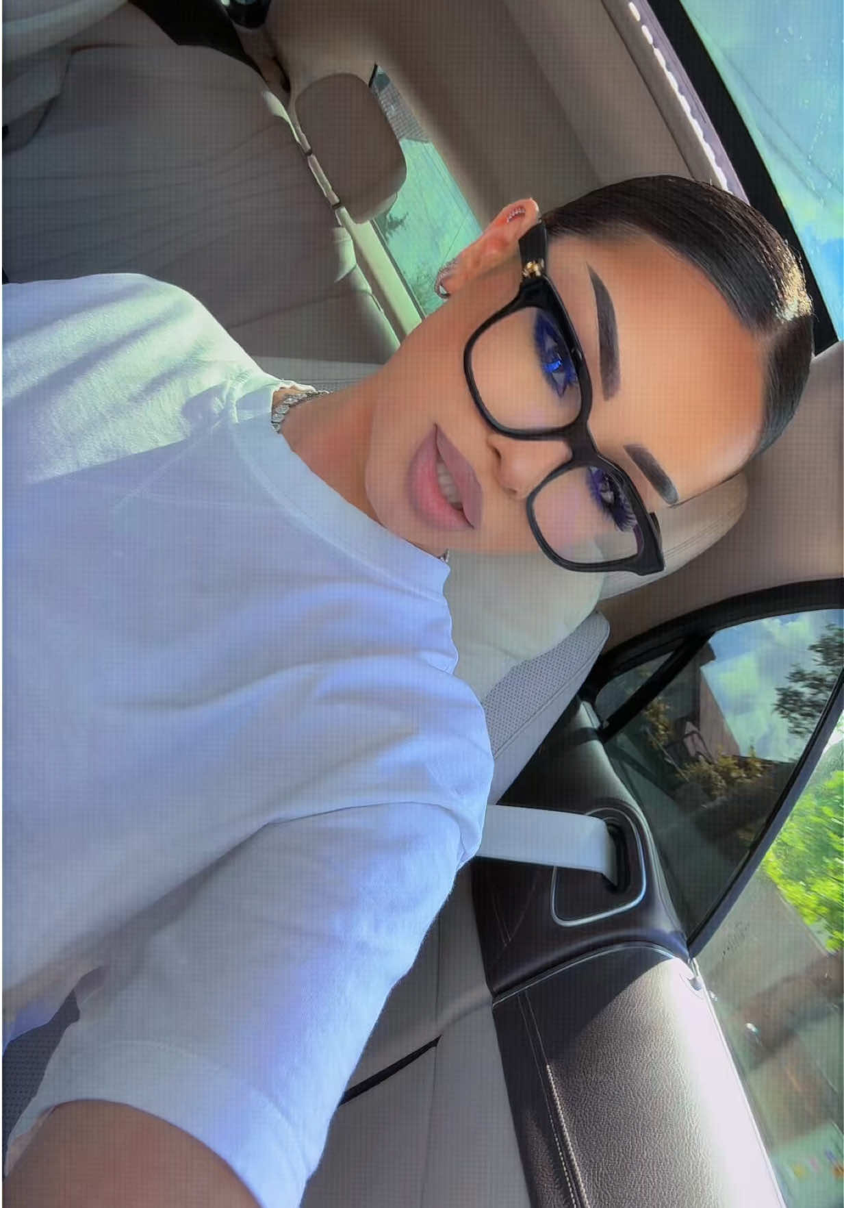 @Elissa