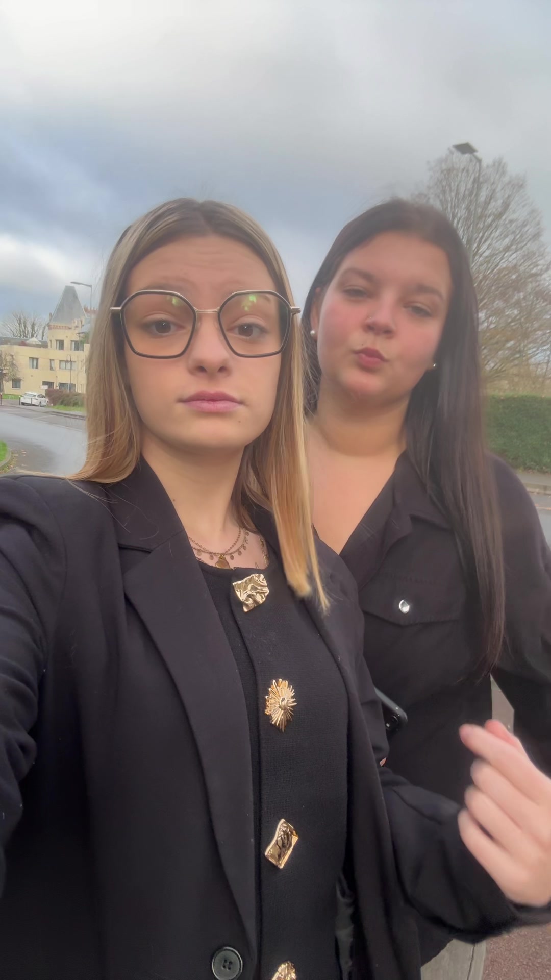@Emeline
