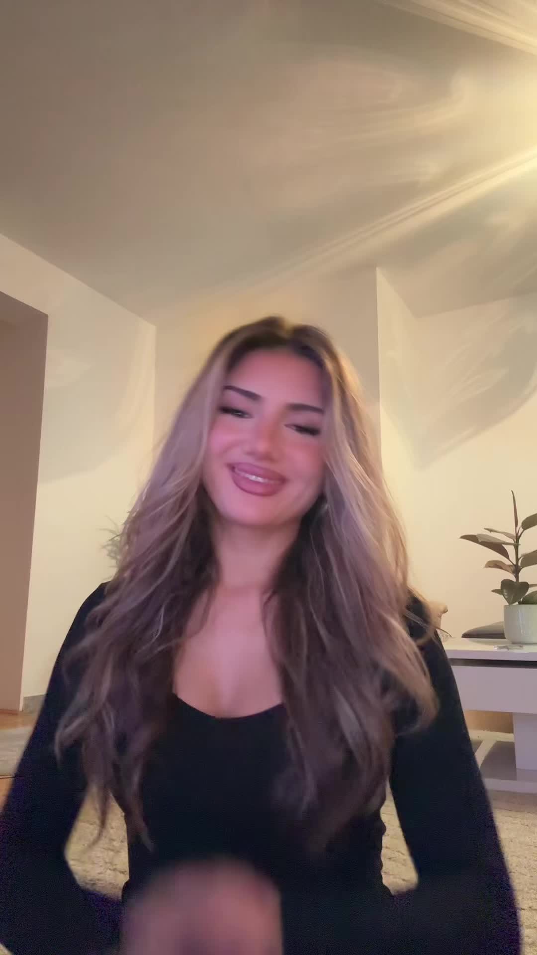 @Anesa