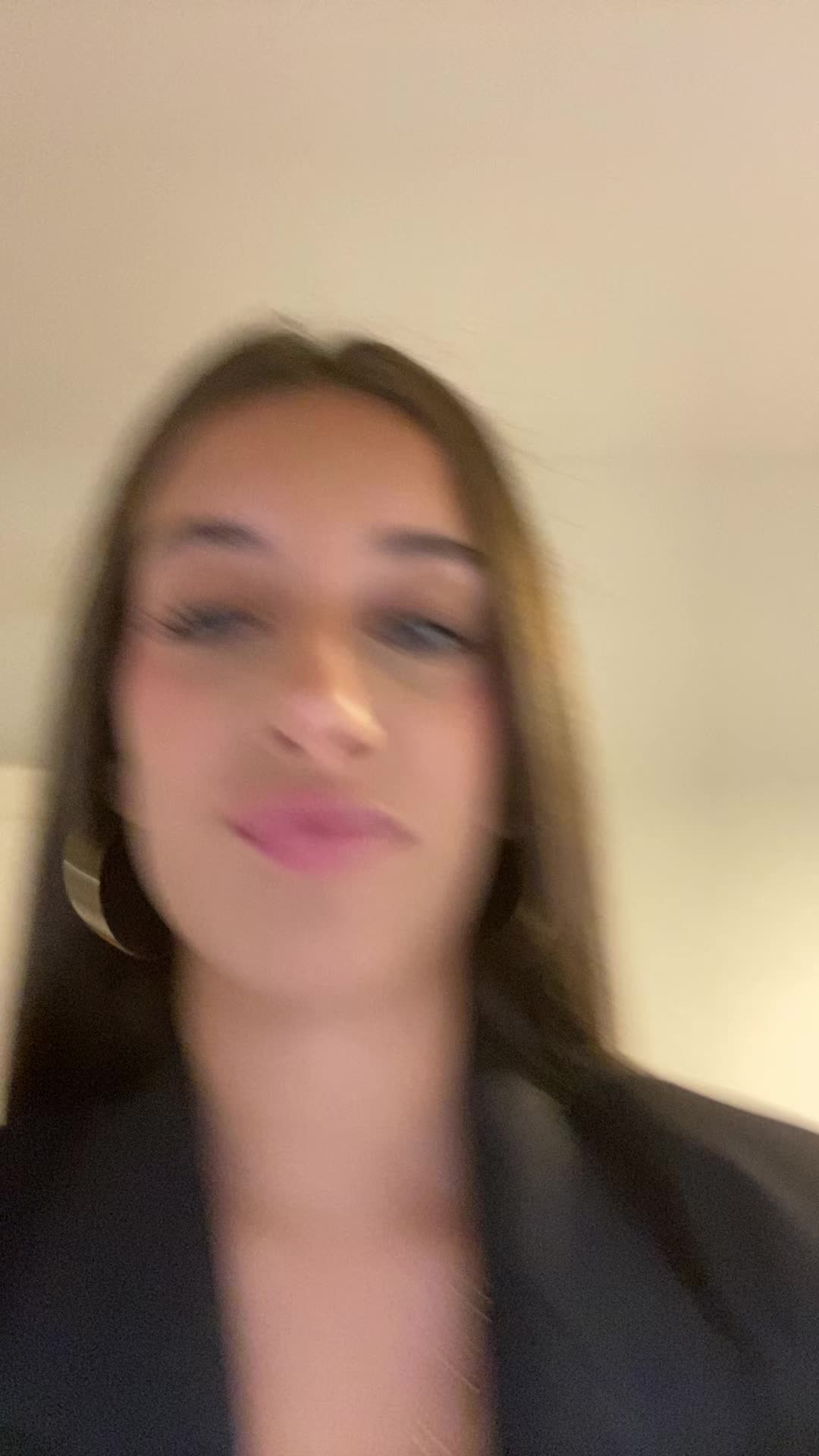 @Inés