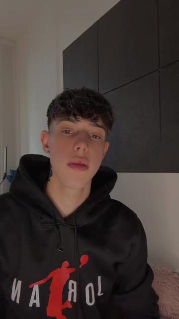 @JON HONZA🔥__________😈---🍑