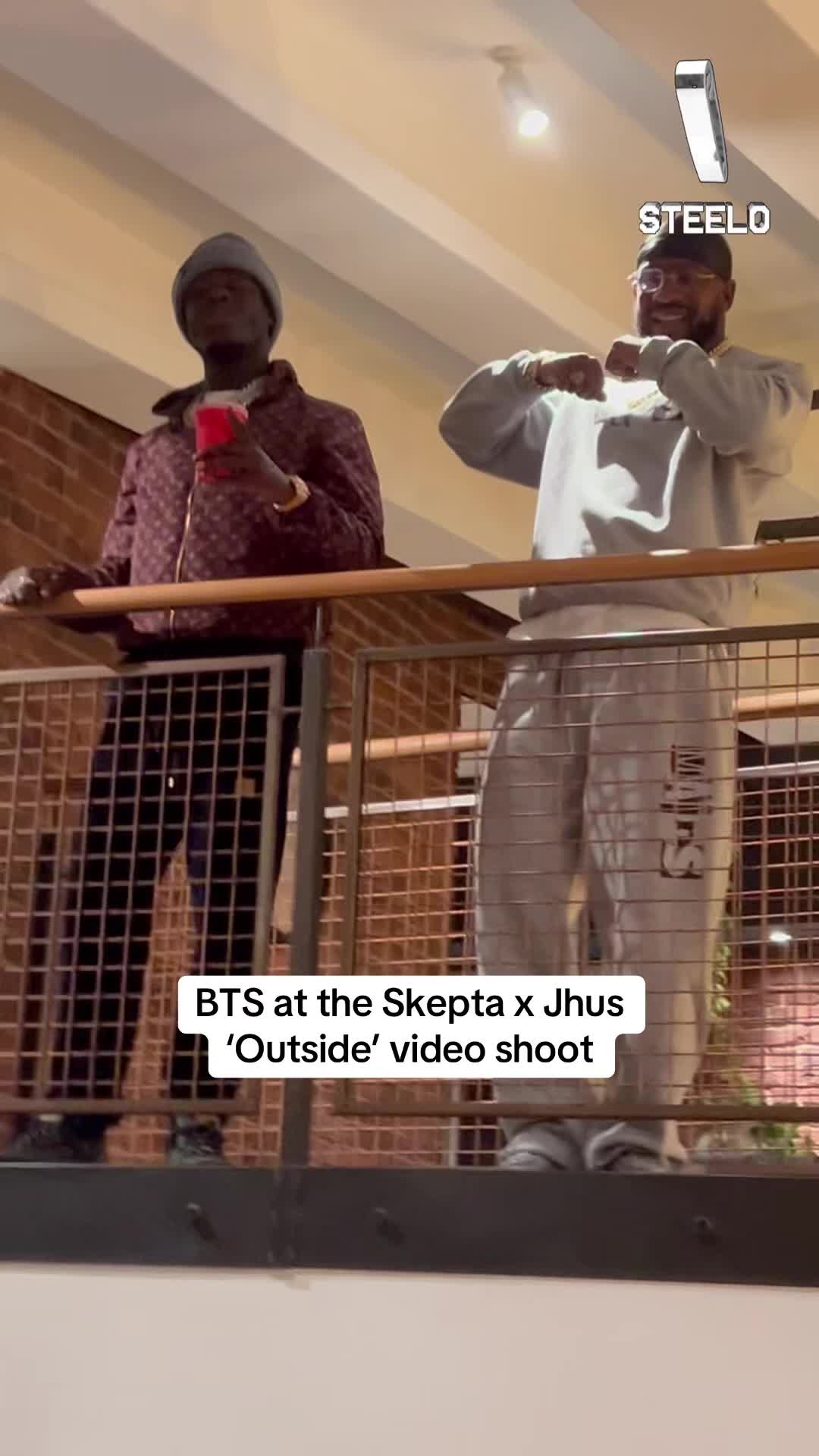 @STEELO
