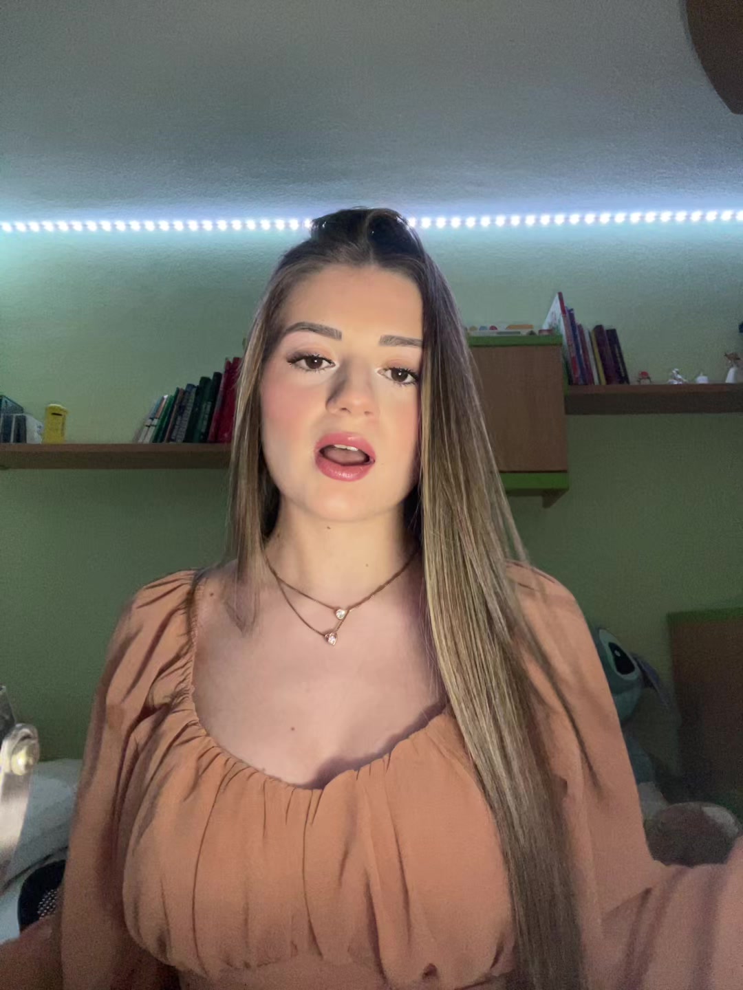 @🪬