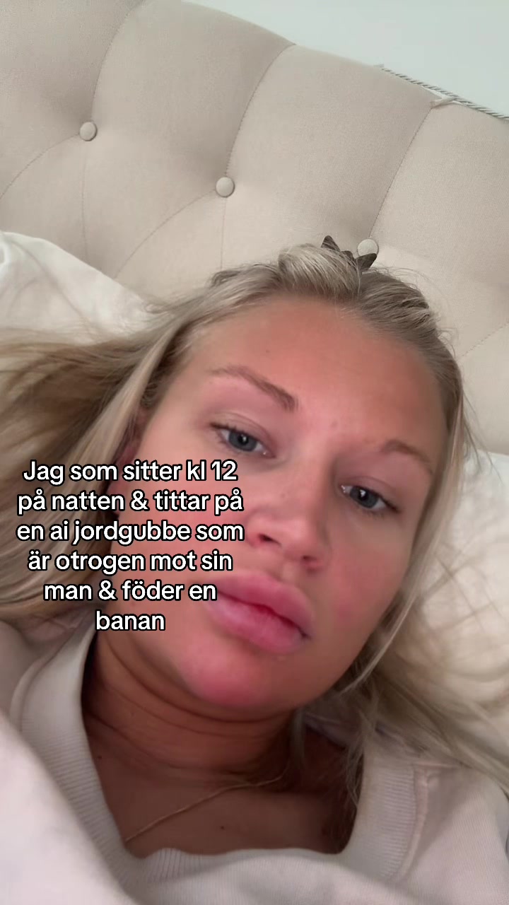 @Julka 🧸🥥🤎