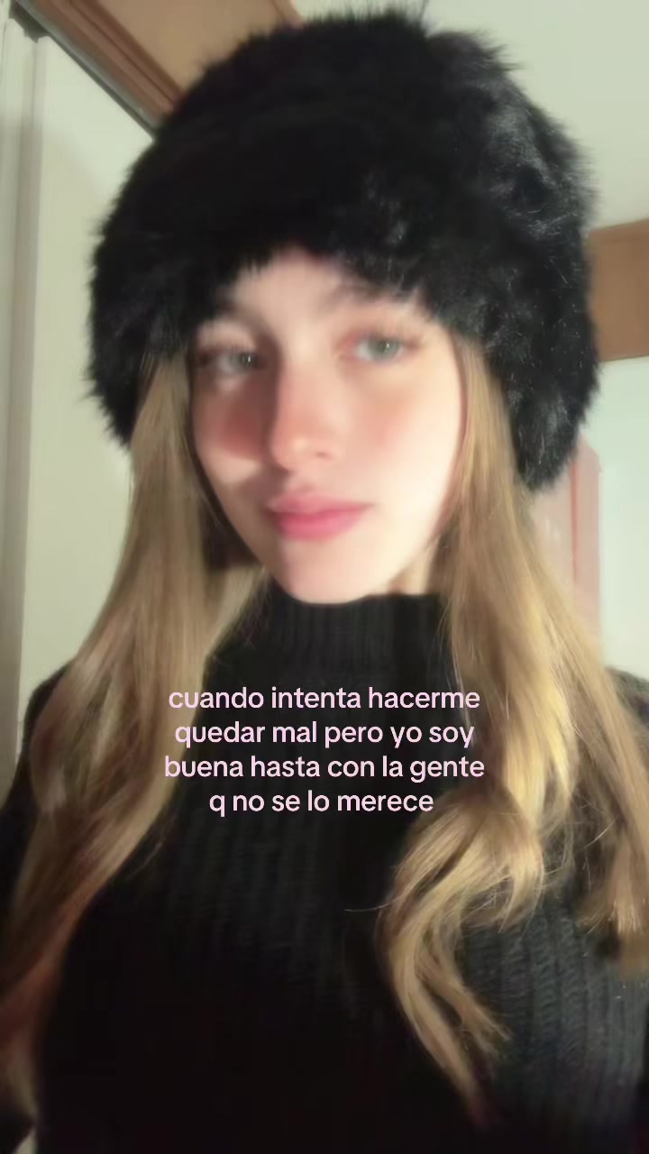 @𝒵𝑜𝑒𝓀𝓊𝓃𝒾𝓈𝒸𝒽𝒾