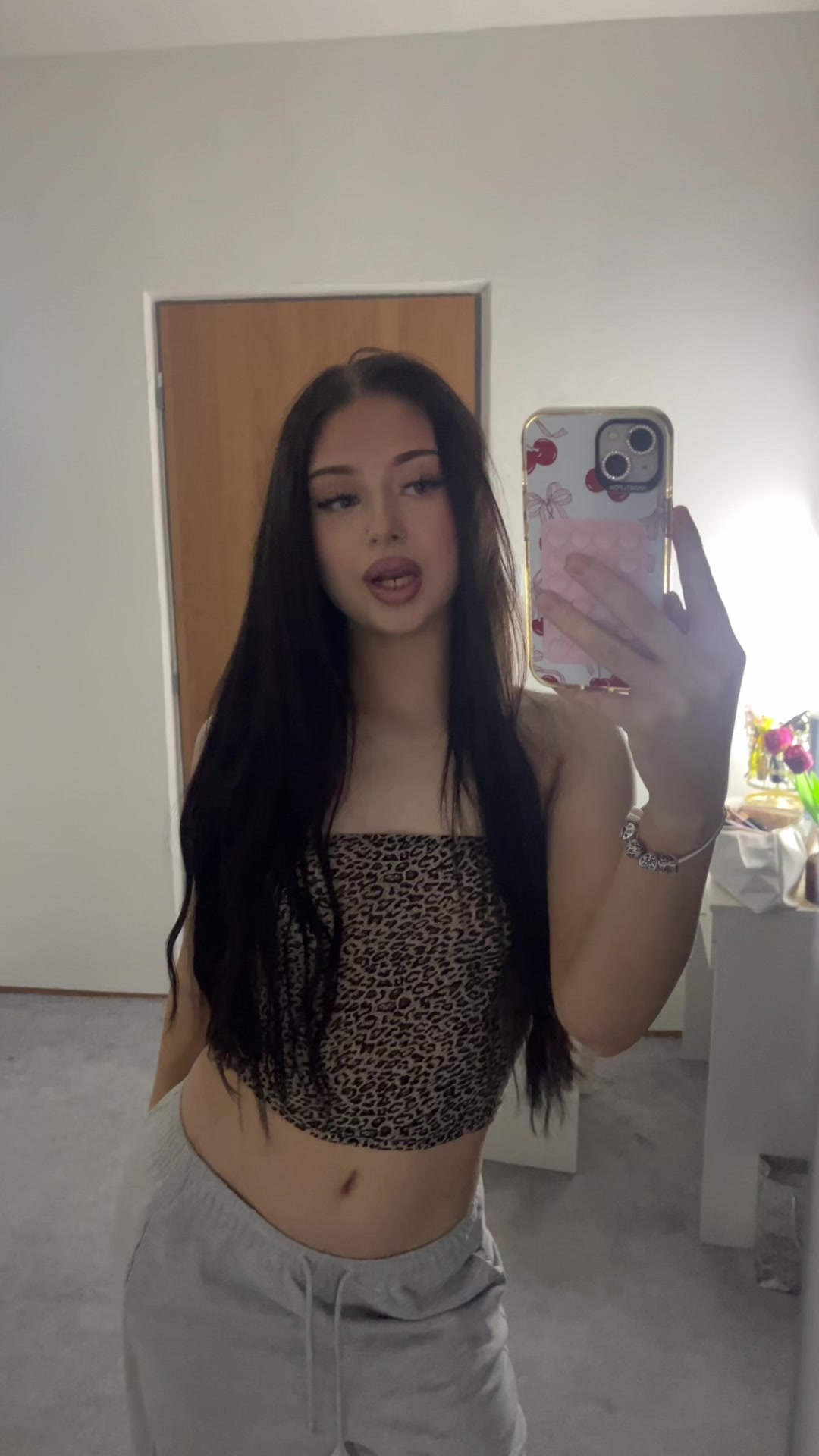 @anetka