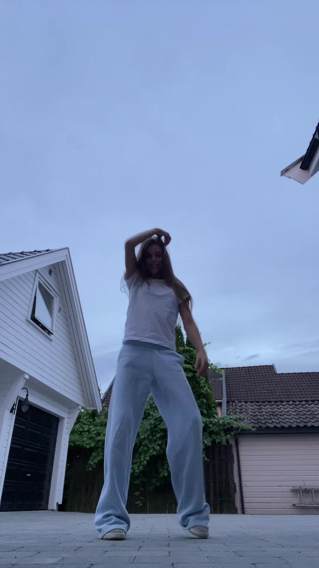 @𝓎𝑒𝓋𝒶