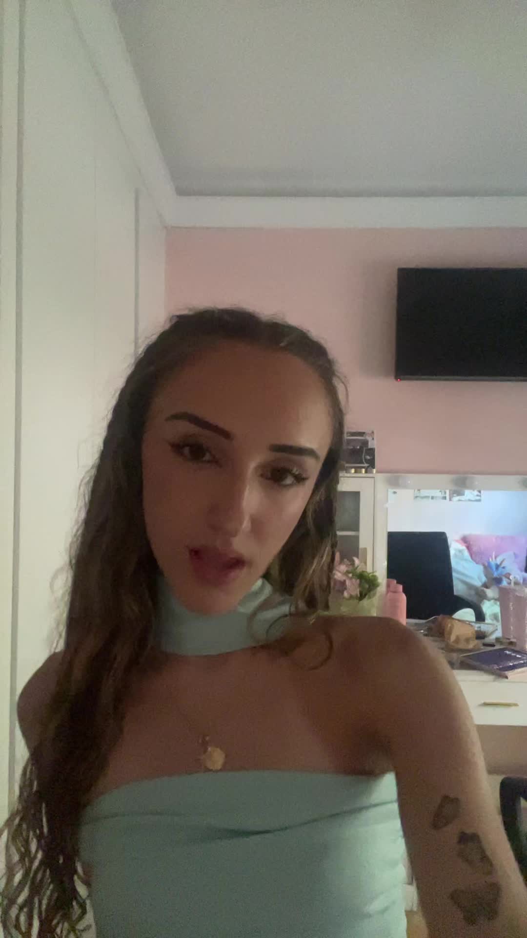 @ainaritaa