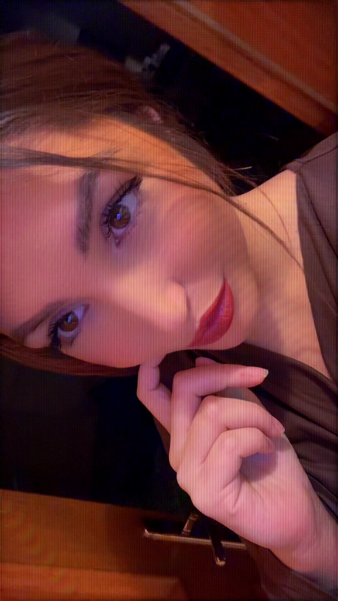 @Arianna ๐ค