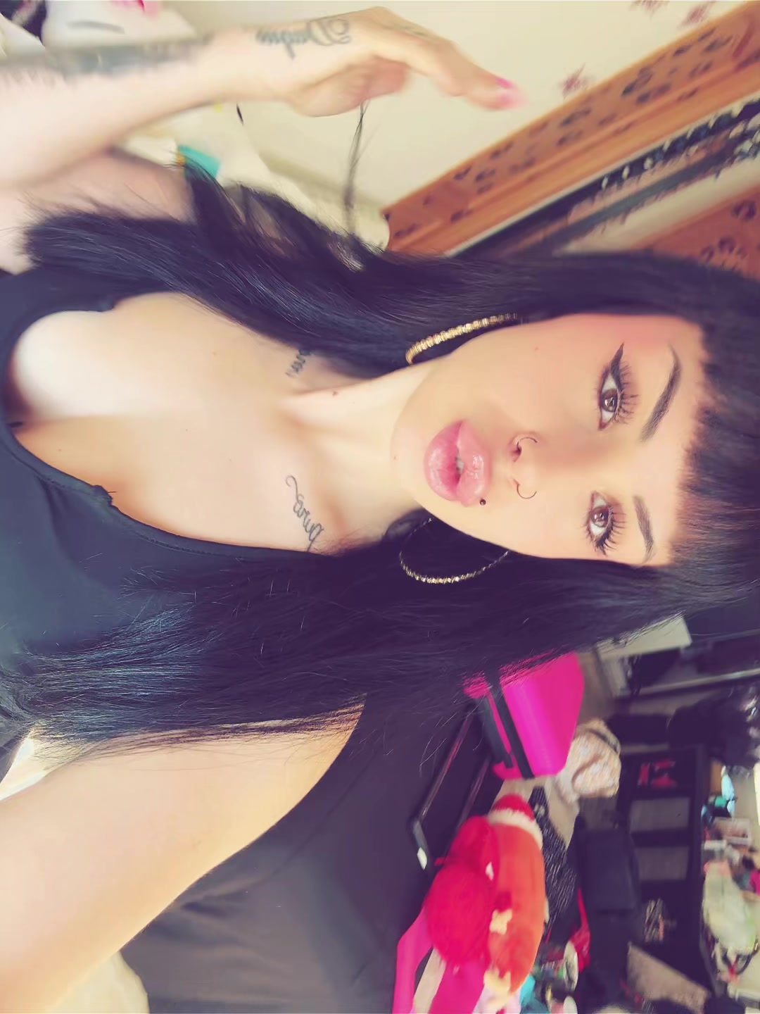 @𝐋𝐨𝐥𝐚𝐚. 🦂💋🎀