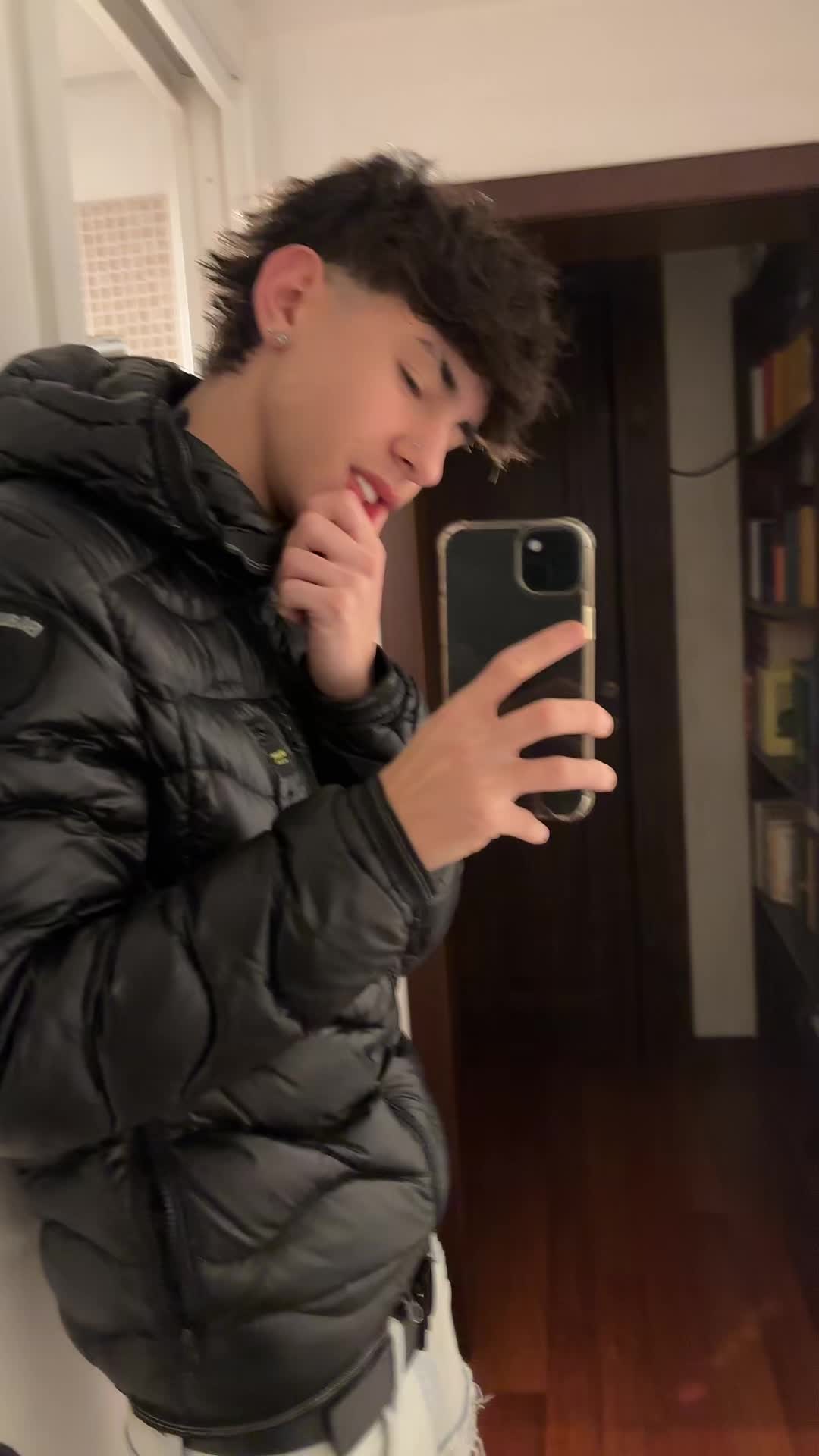 @🌪️