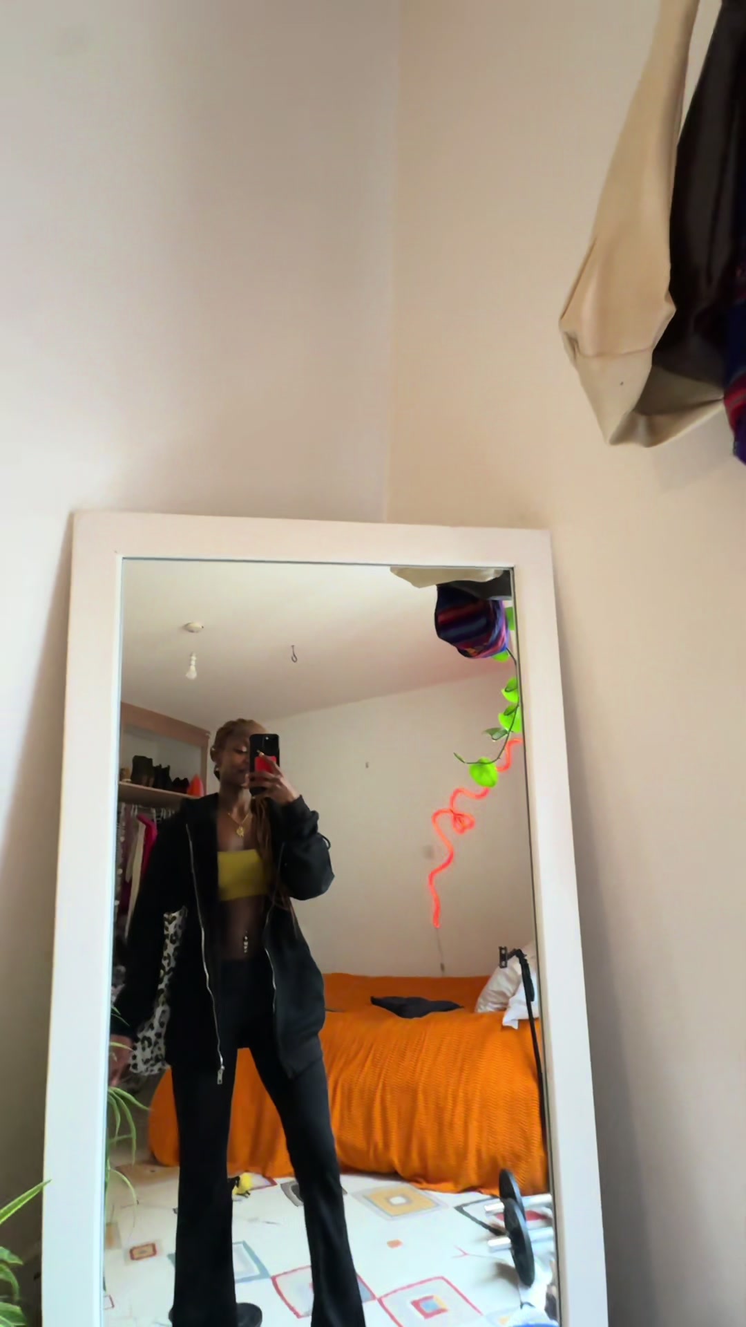 @Nina
