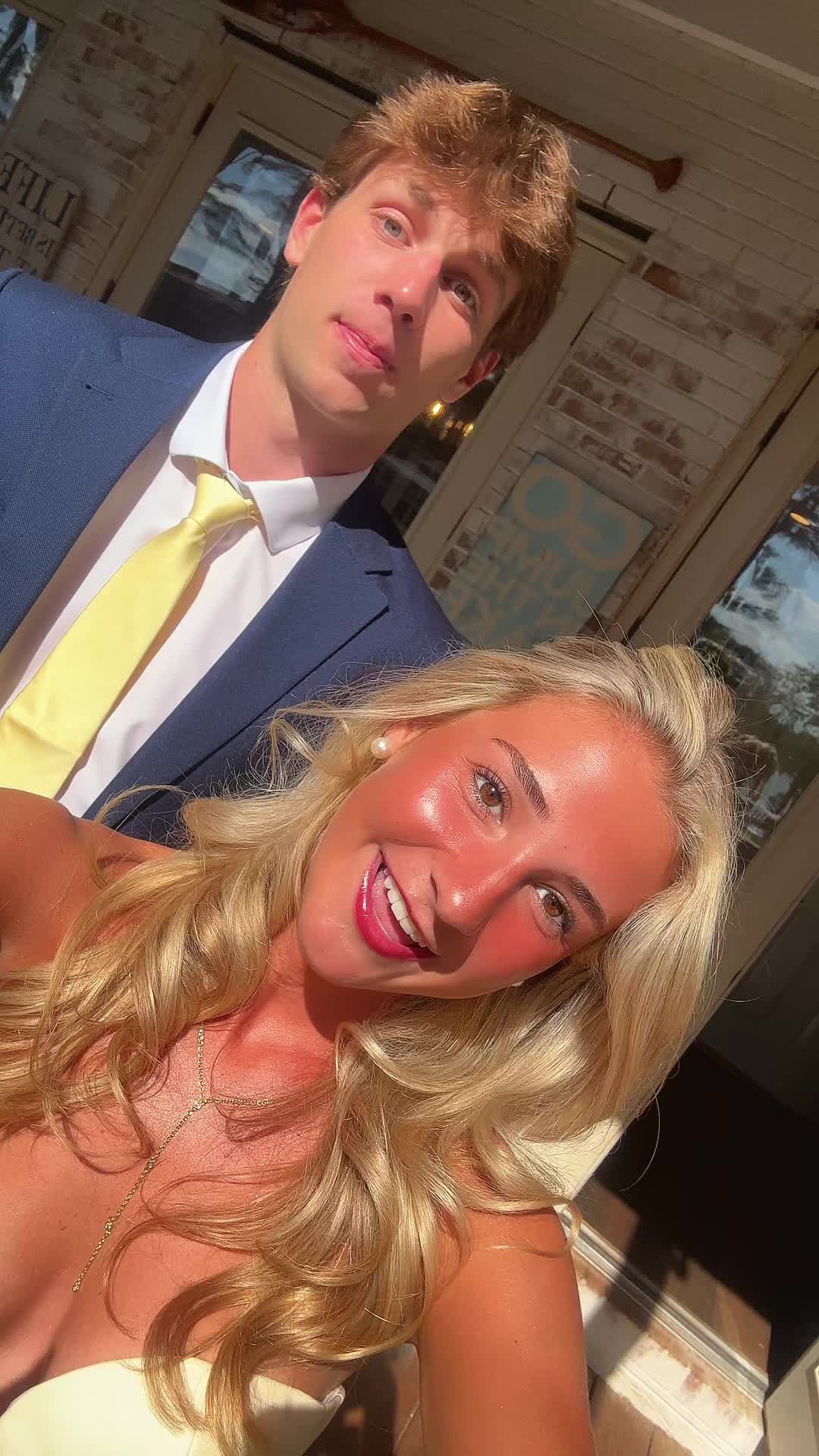 @mollycatherineb