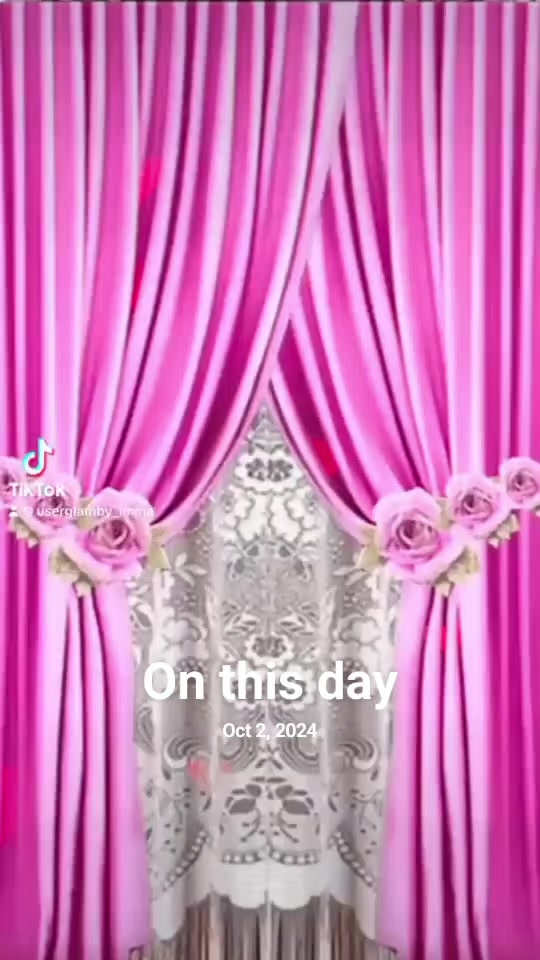 @First_Lady 👑💜