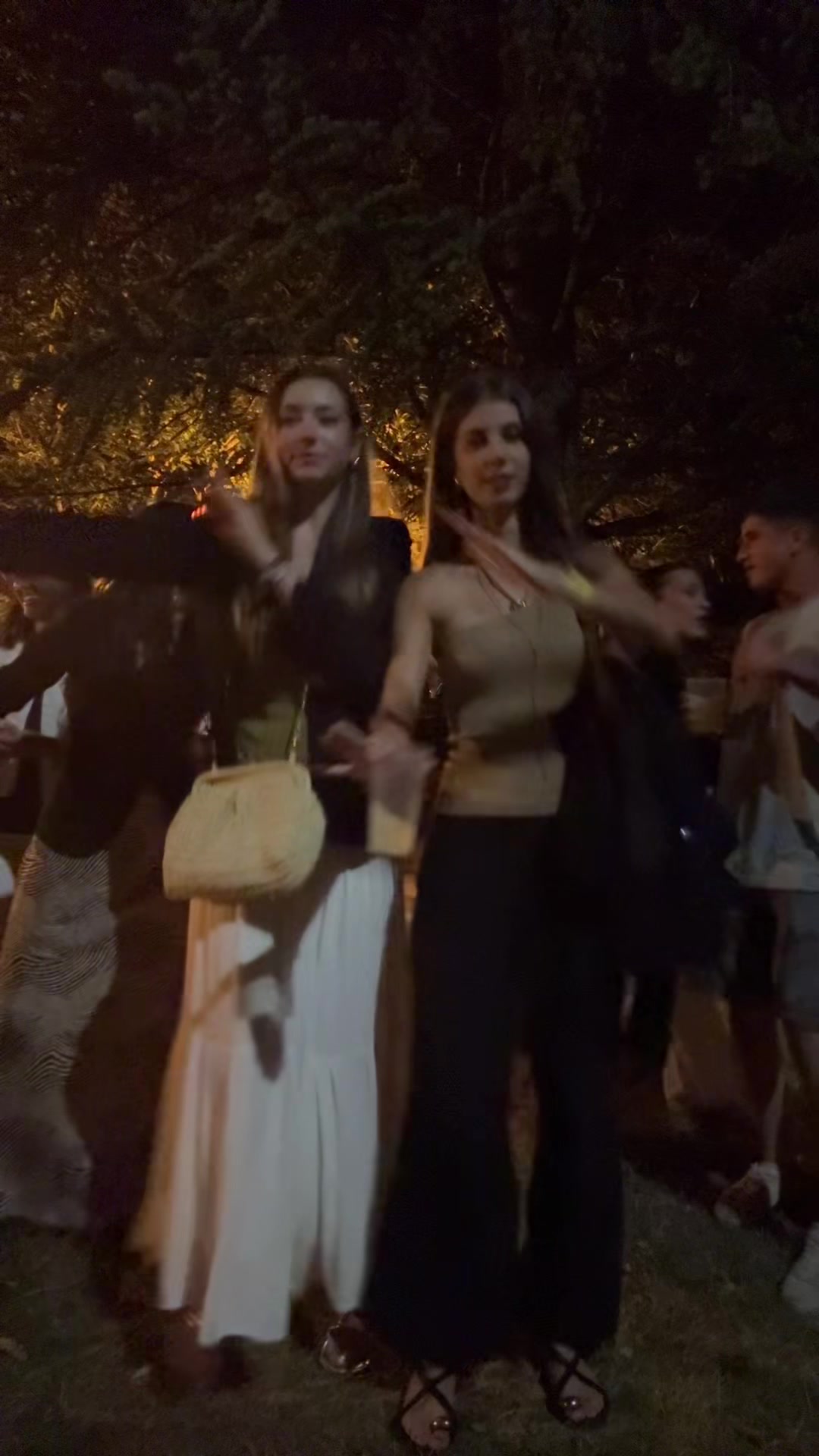 @campillanas