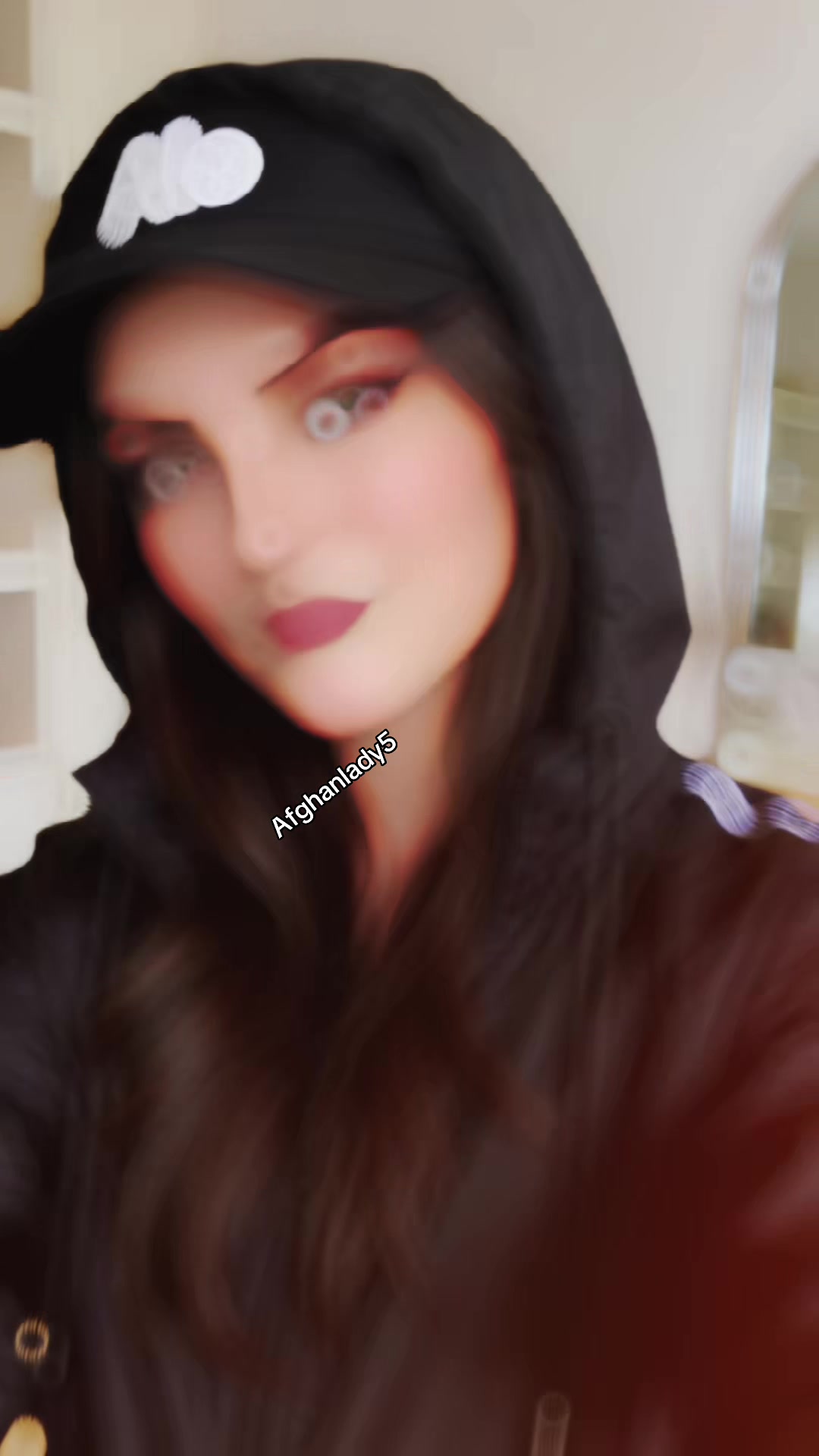 @Afghan lady5