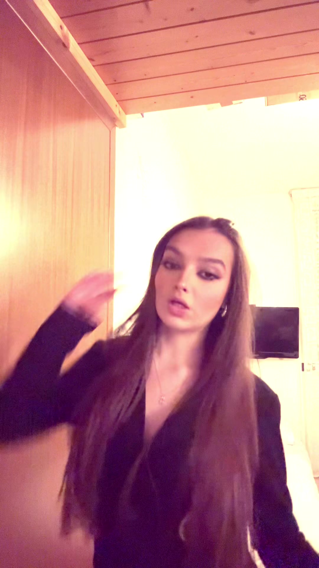 @Nina