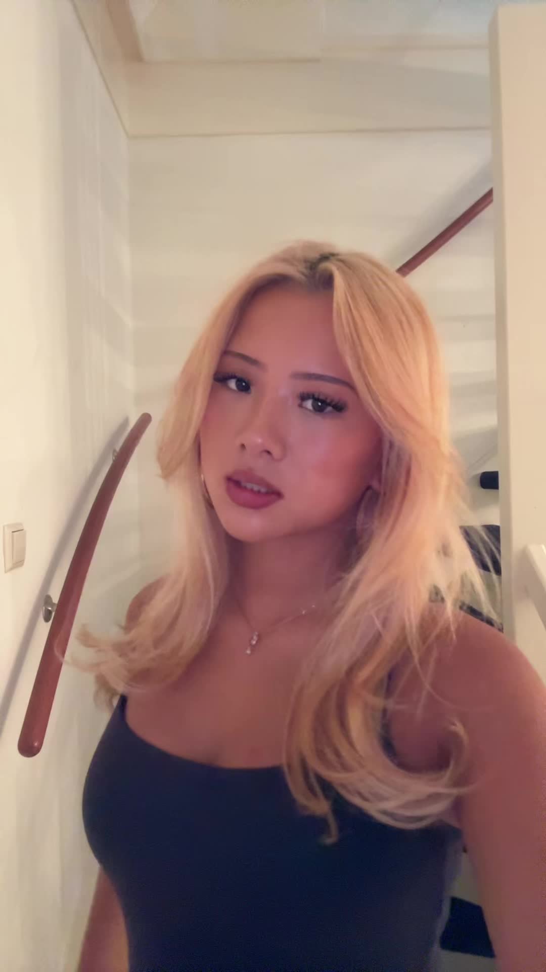 @u