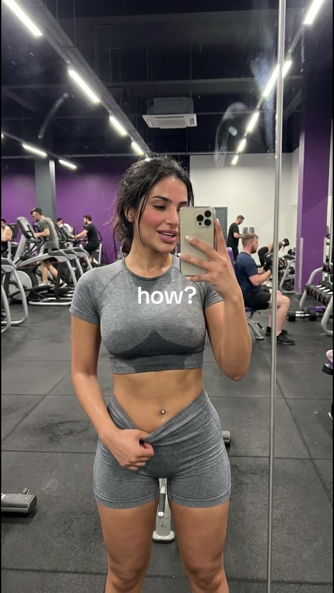 @Aneeka🦦