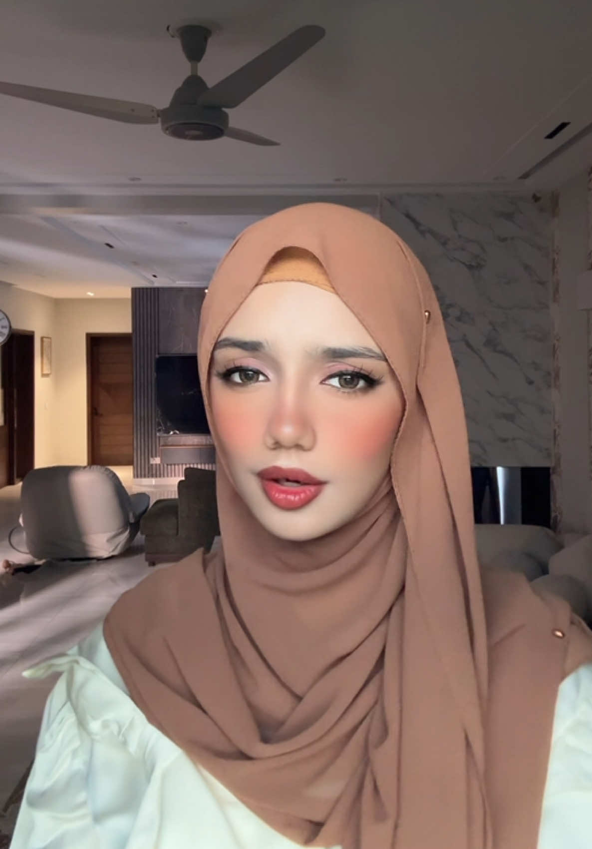 @Zahra Nadeem