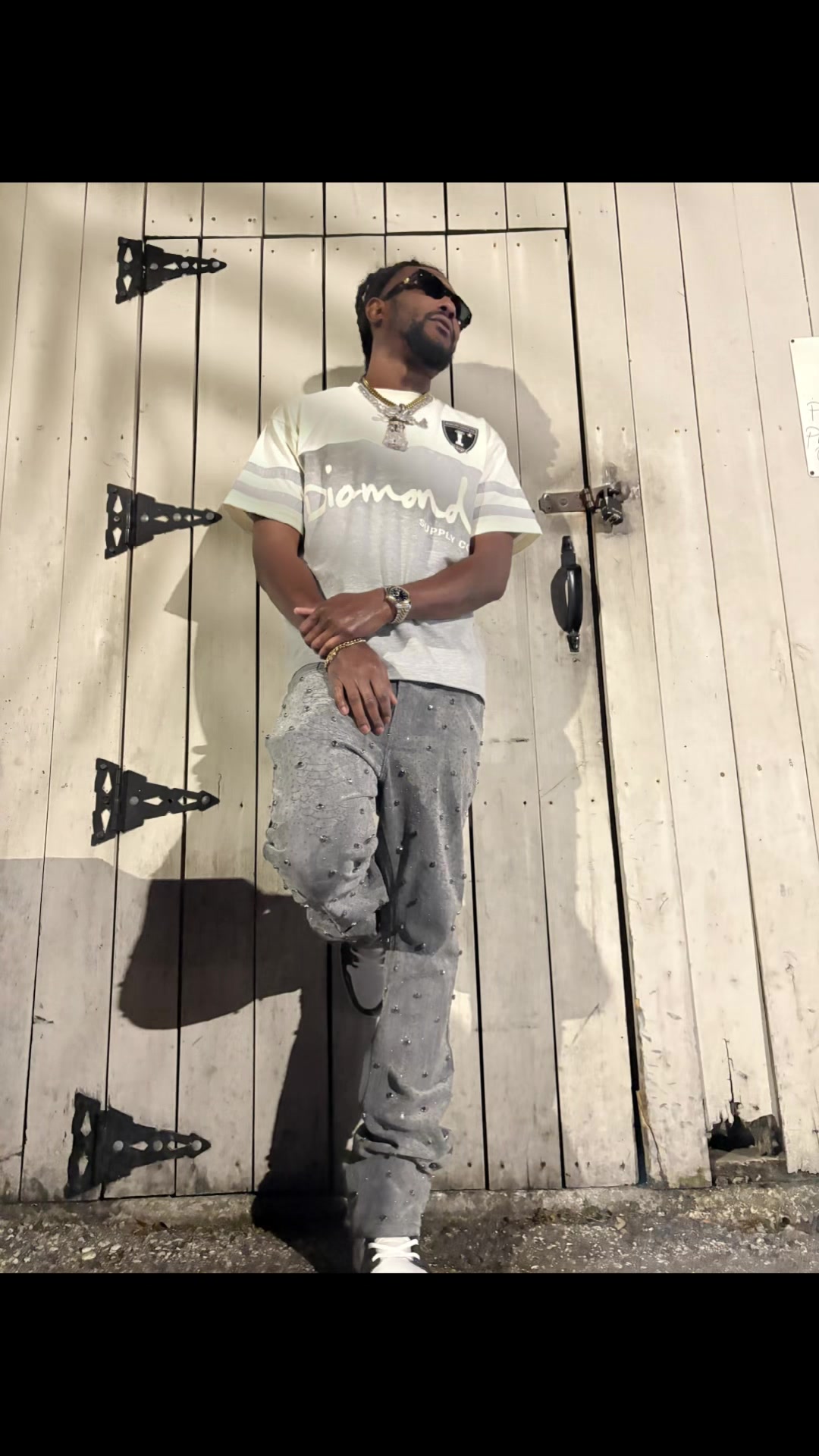 @33Leak