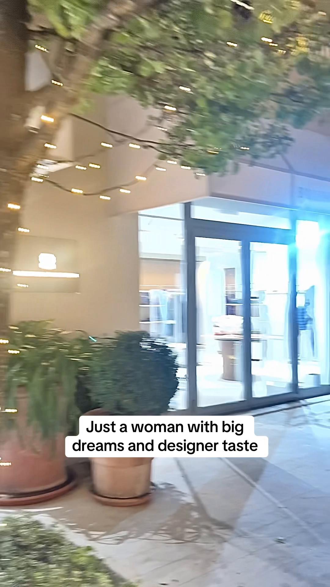 @TrendsbyDi