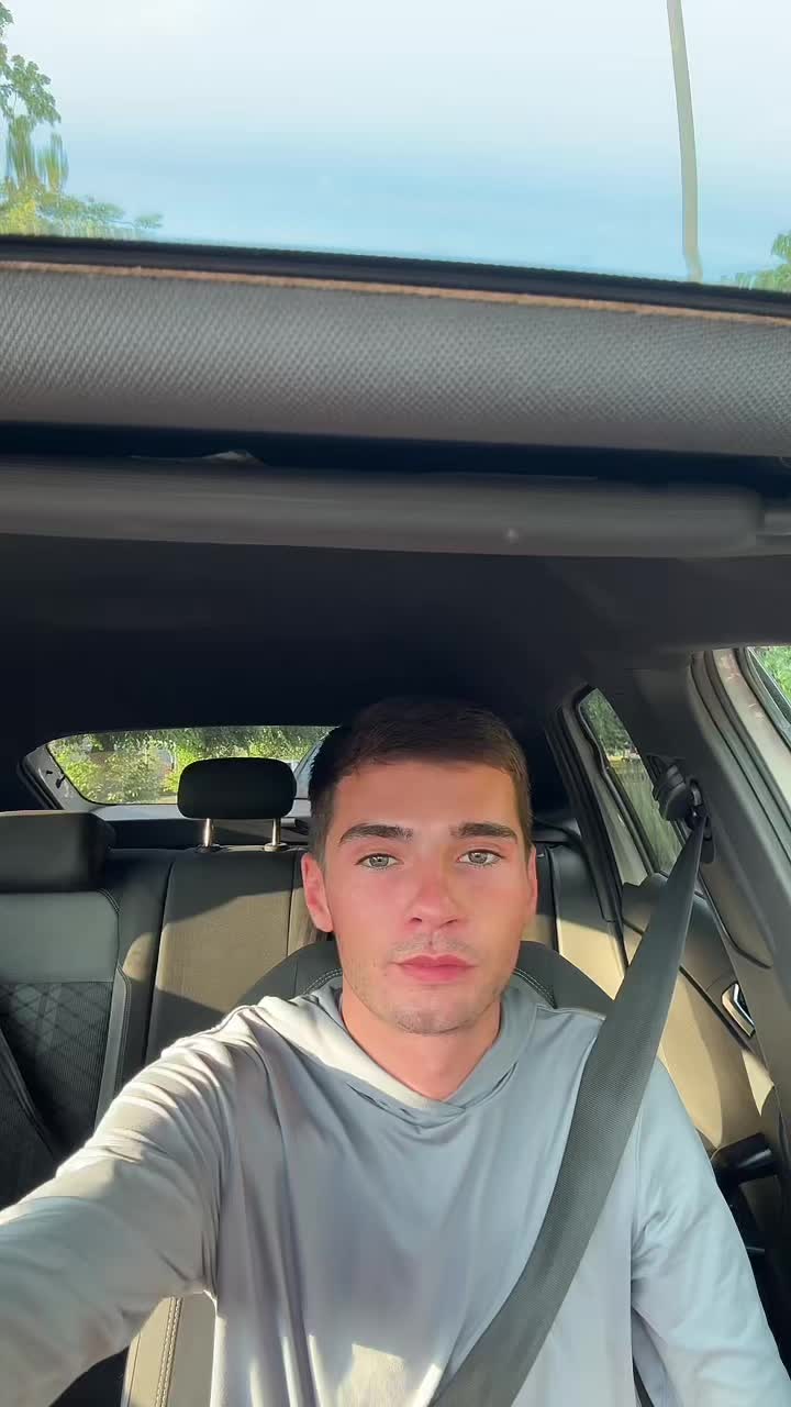 @reecew111