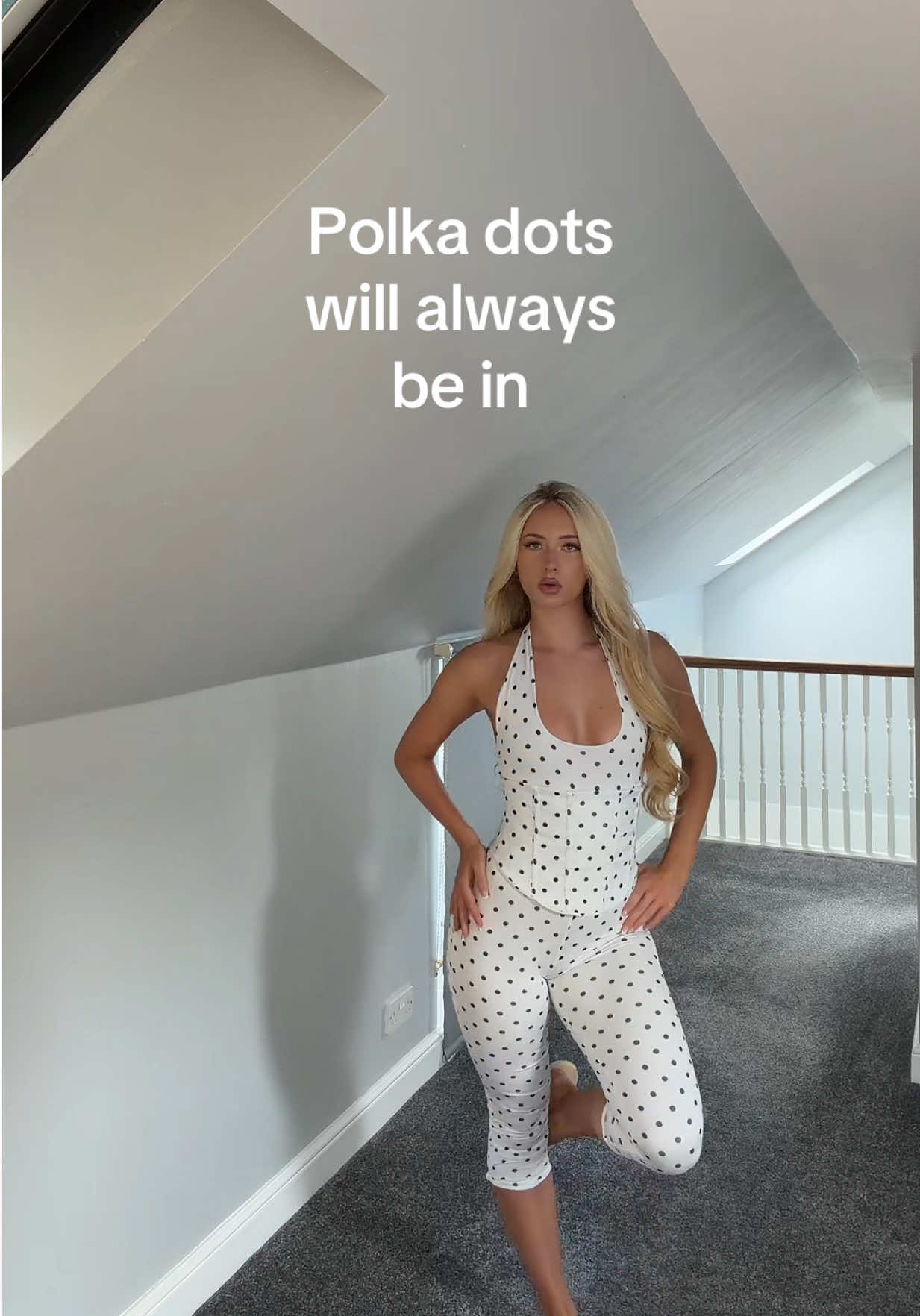 @BelleRosieHoward★