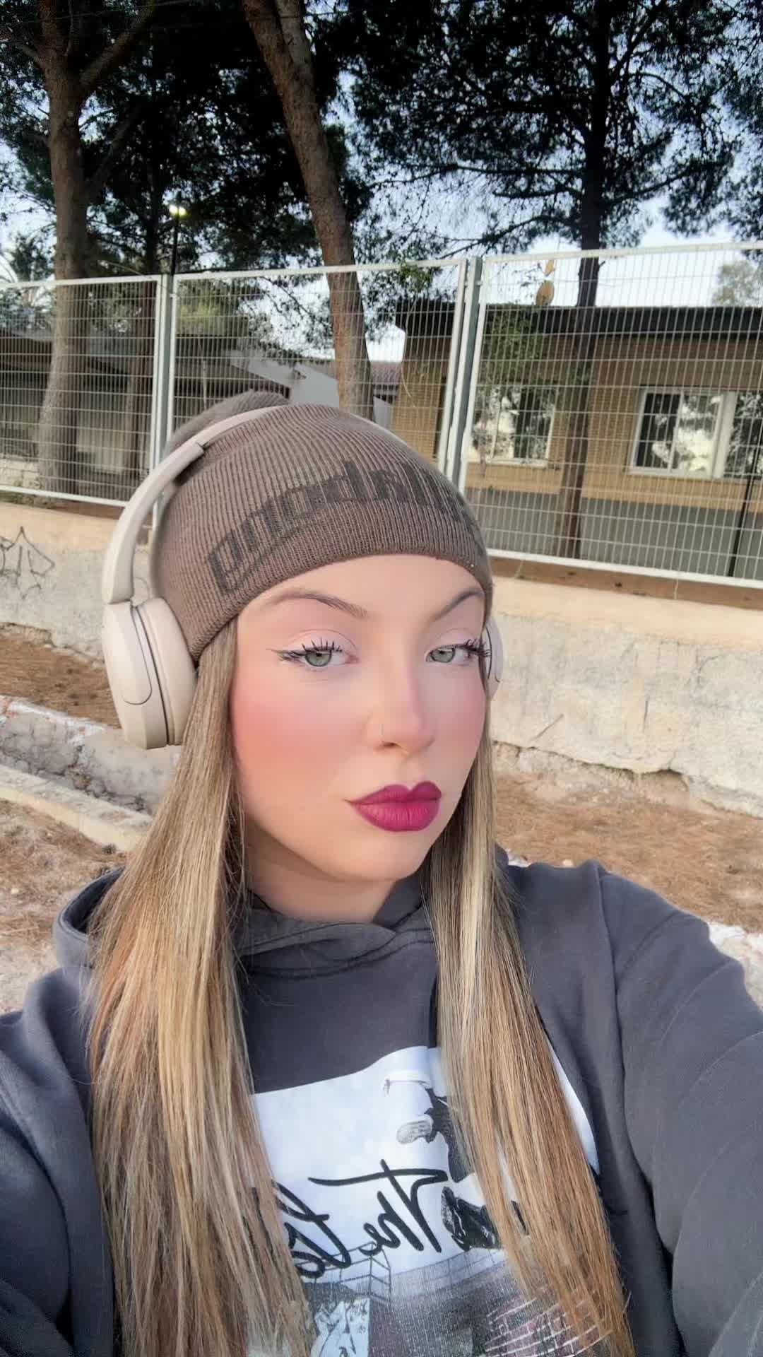 @Arowi