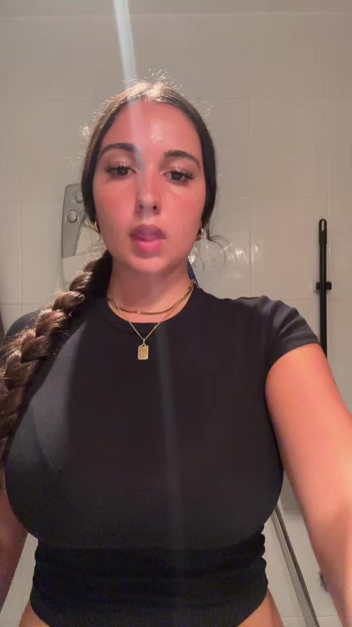 @kskkssksksjsks