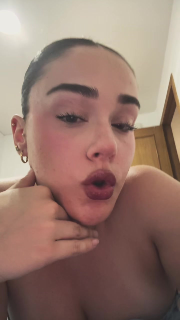 @🚼