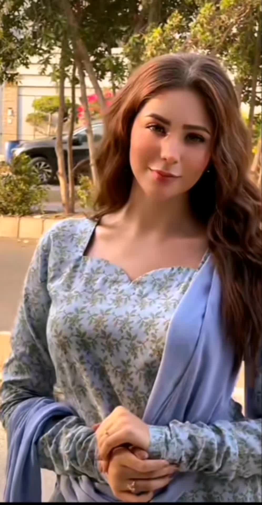 @sexy anousha