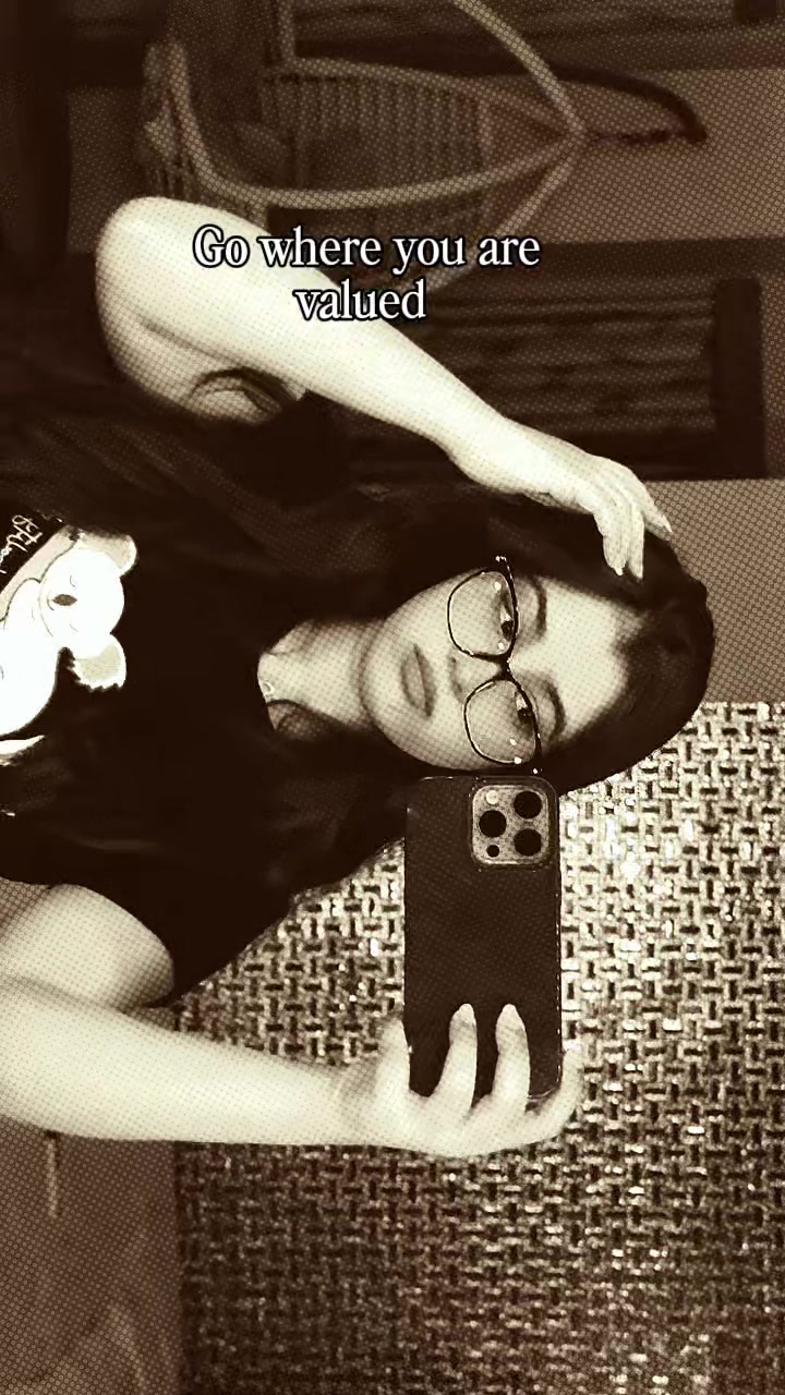 @Adhora🕊️