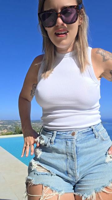 @innocenthotwifexxx