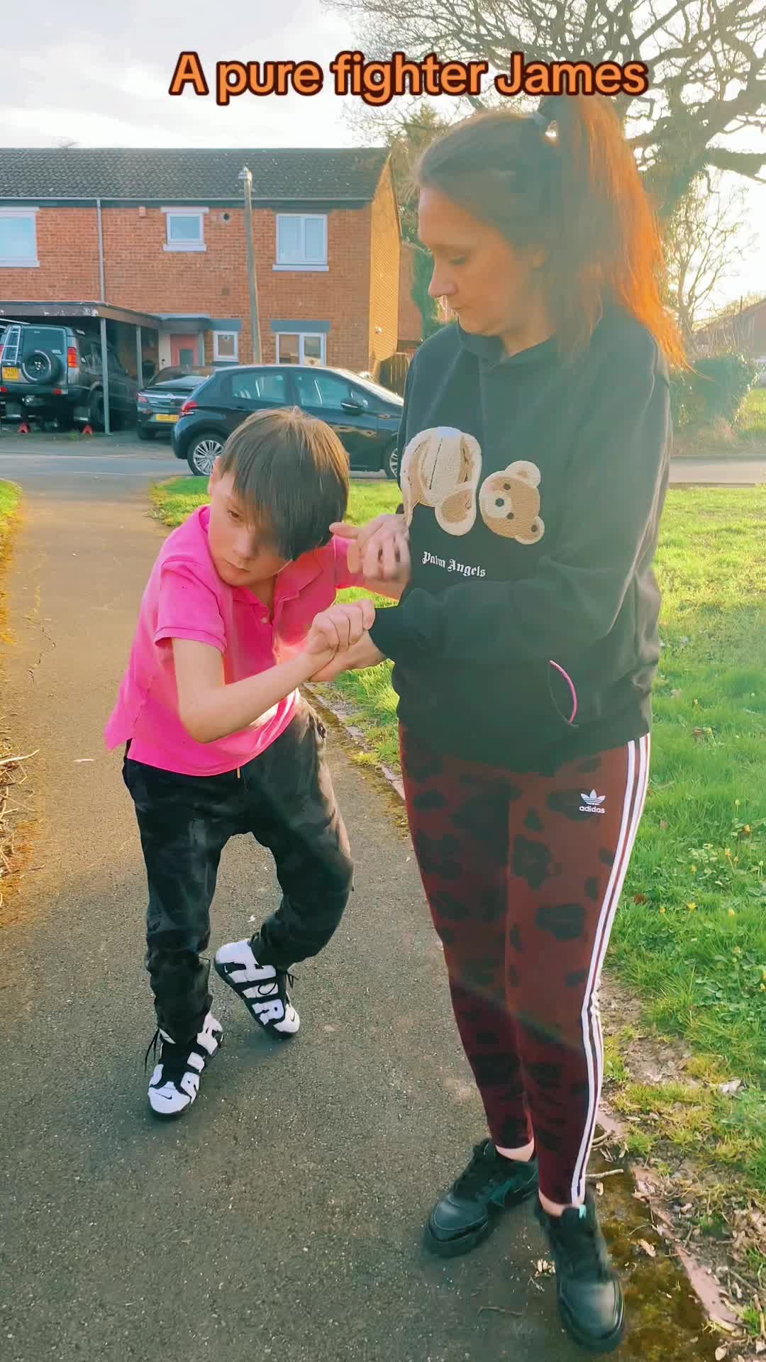 @𖣂BexymomtoWarriorboyJames𖣂