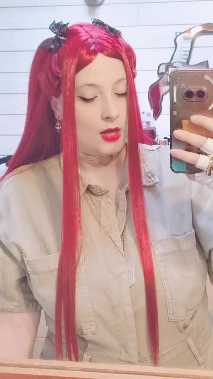 @NonnonCosplay