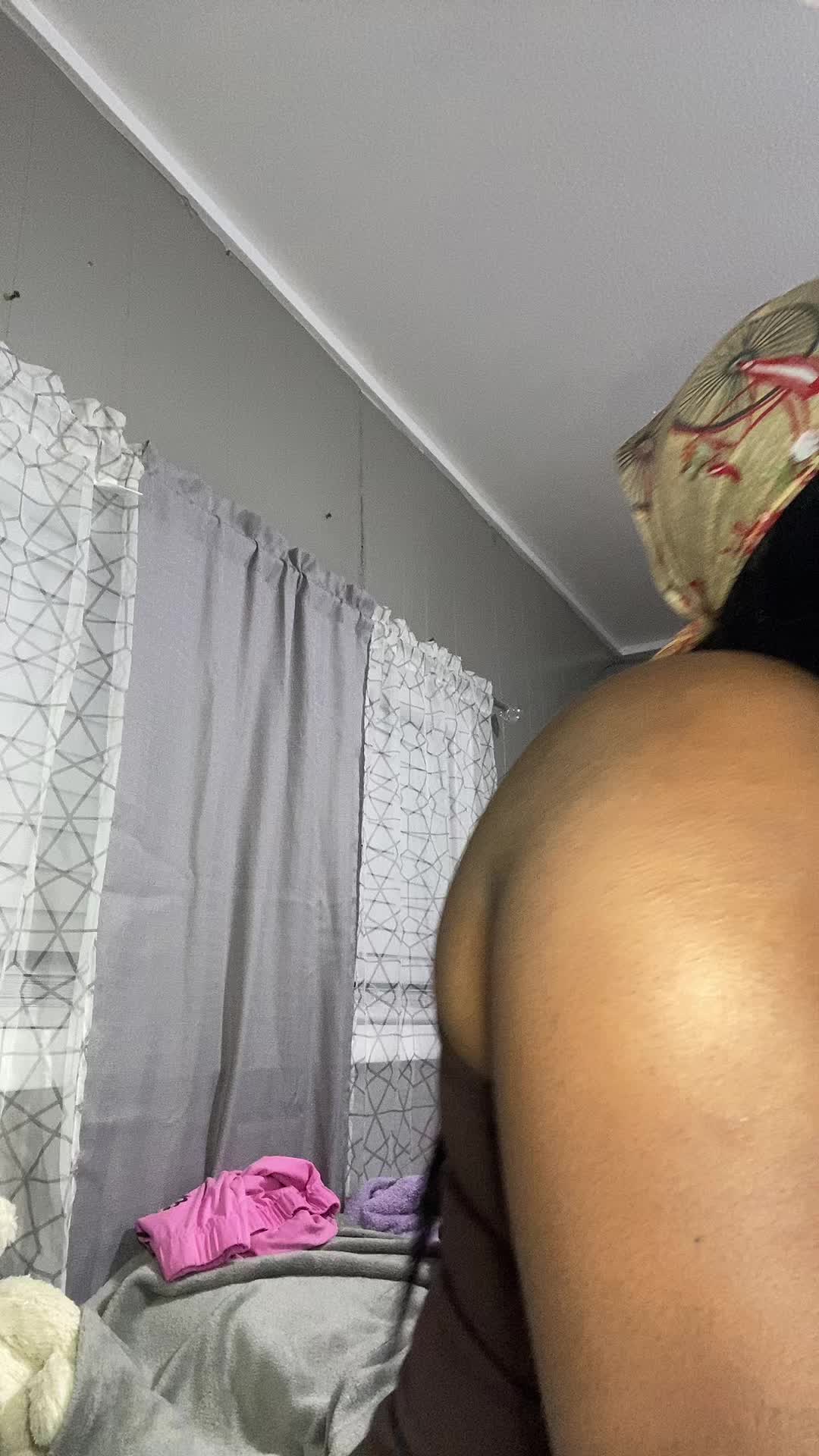 @queen_chrisy93