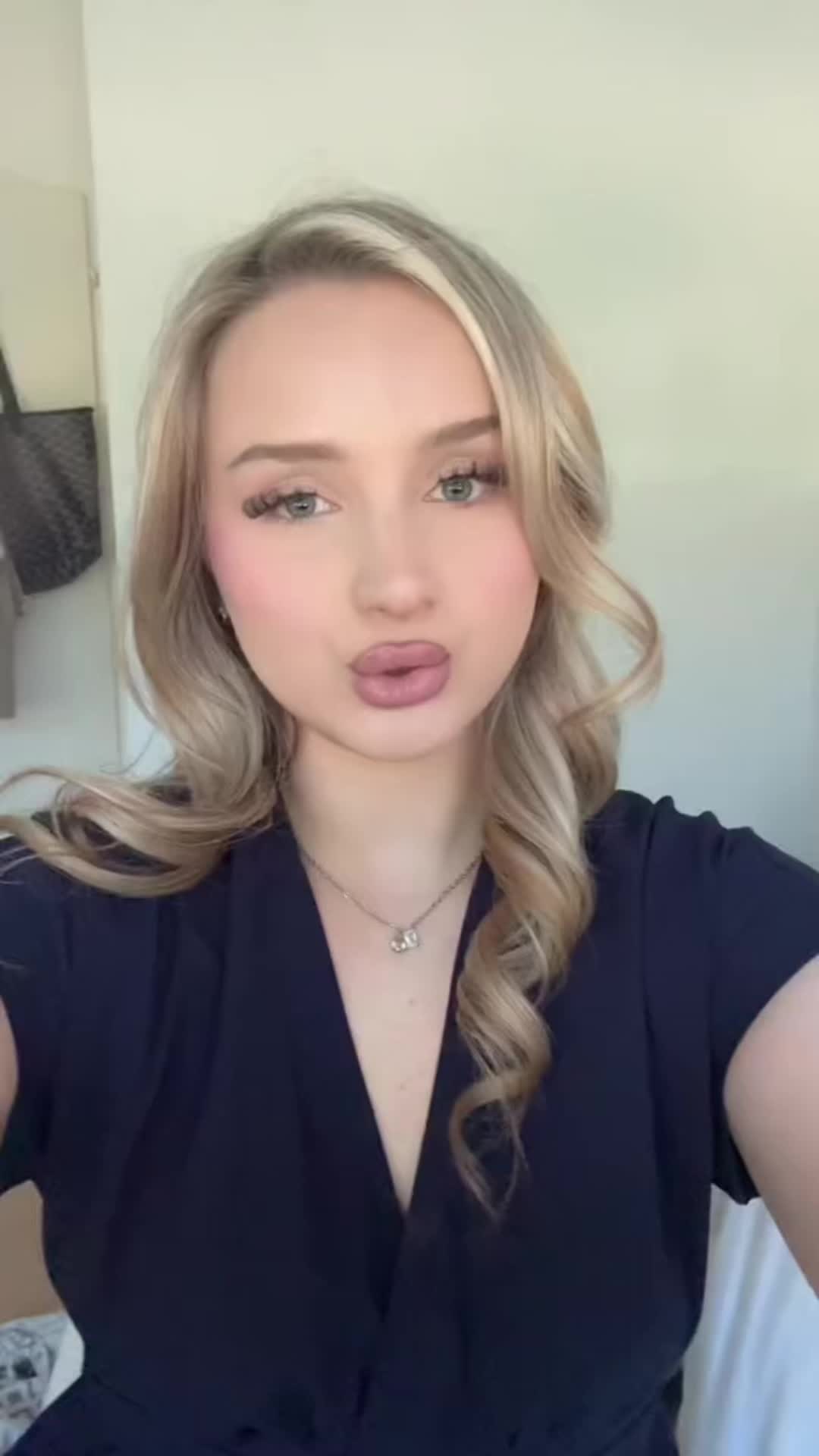 @anisa