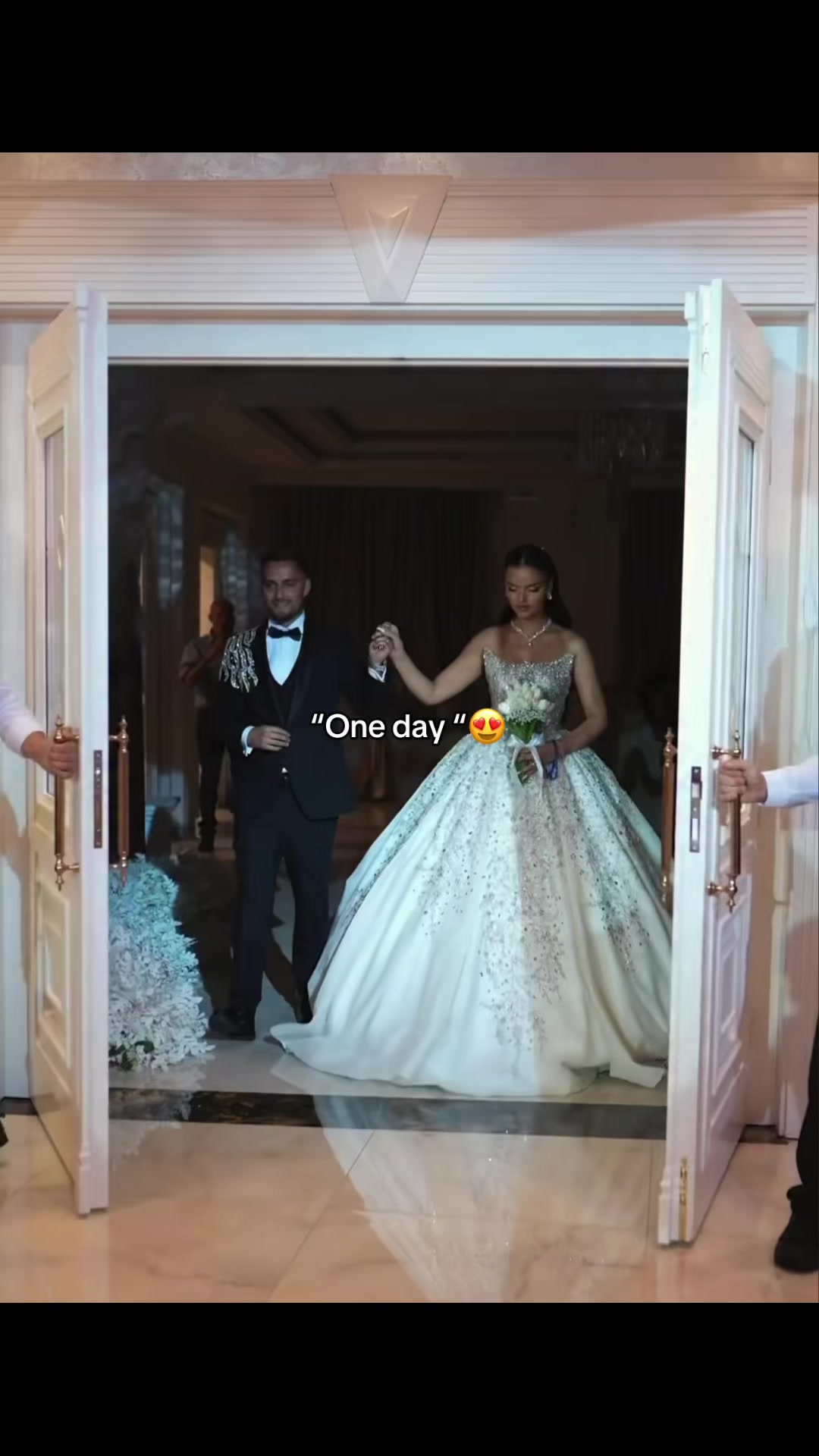 @…