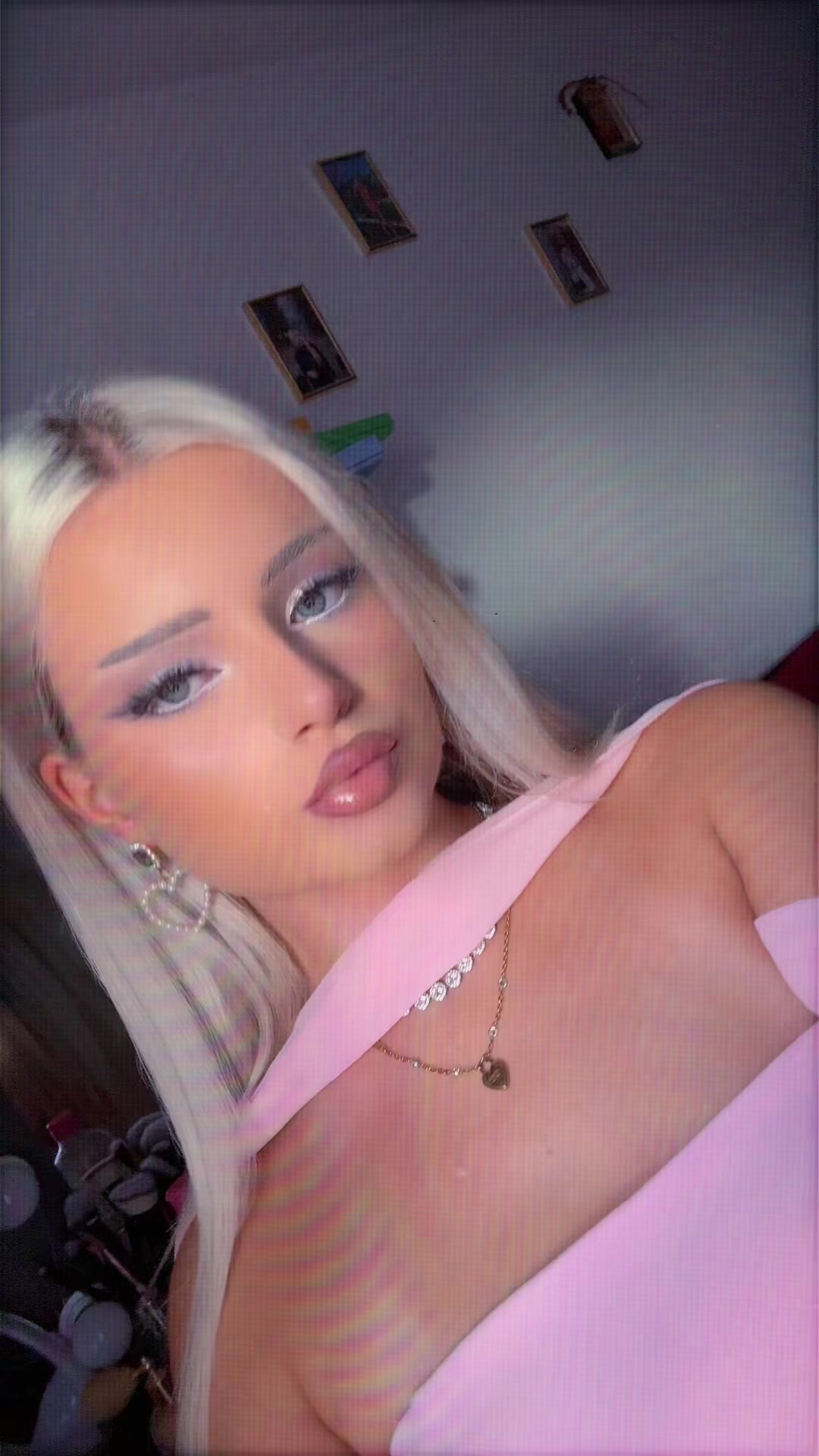 @Emilia