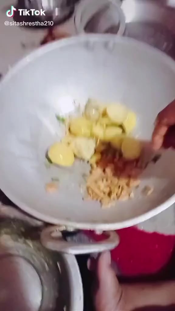 @saanvika_ko_mamu