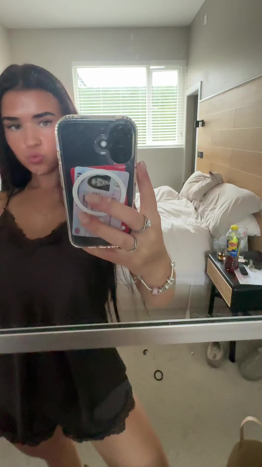@Nikki