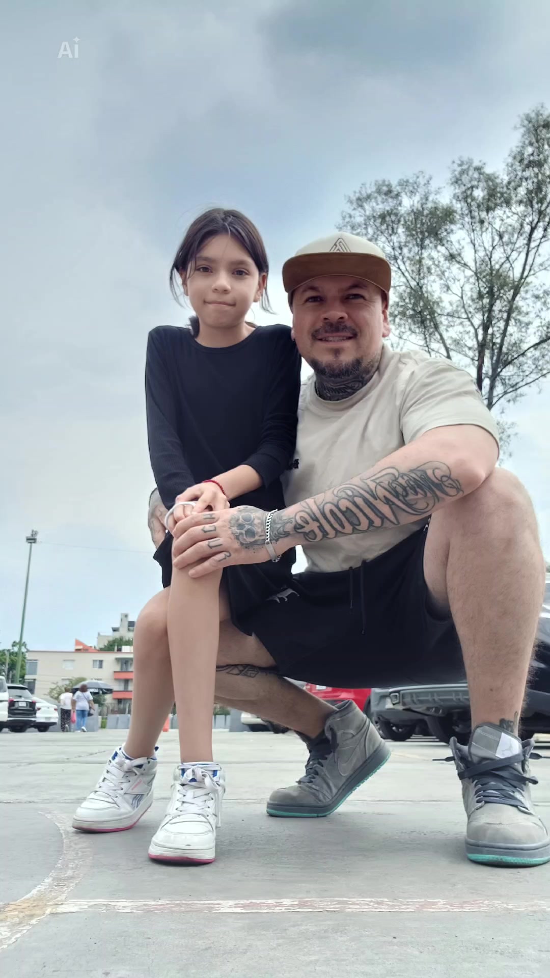 @Iker Chow Vlogs
